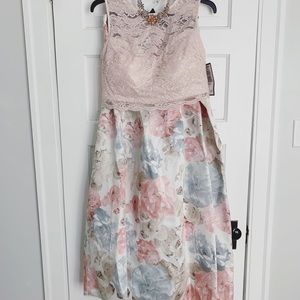 2 Piece Top and Skirt with matching necklace combo